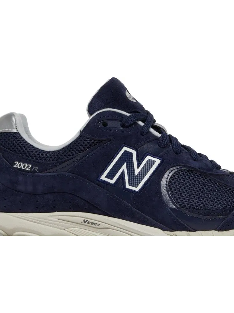 Кроссовки New Balance 2002 'Pigment' — изображение 2 из 8, синий