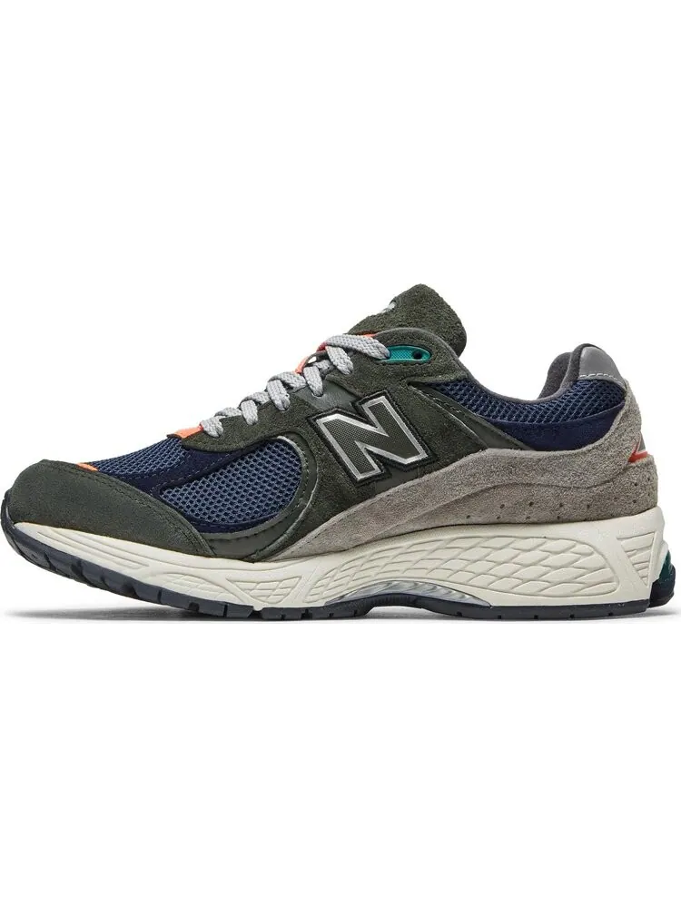 Кроссовки New Balance 2002 'Defense Green Natural Indigo' — изображение 3 из 8, зеленый