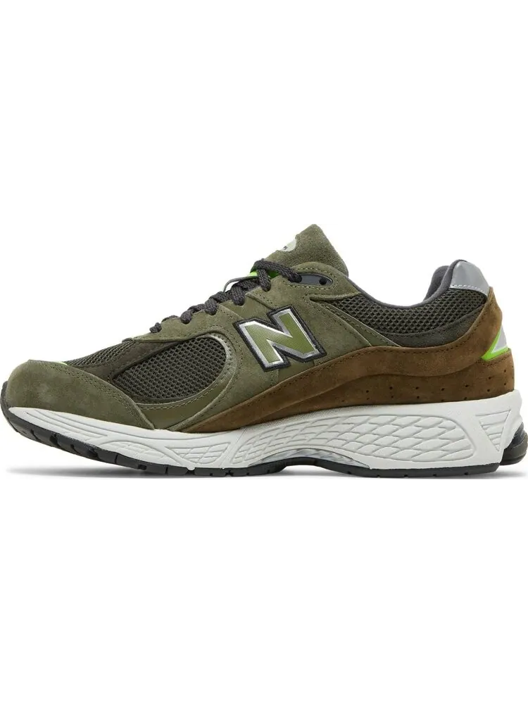 Кроссовки New Balance 2002 'Camo Green' — изображение 3 из 8, зеленый