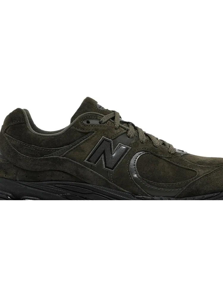 Кроссовки New Balance 2002R — изображение 2 из 8, зеленый