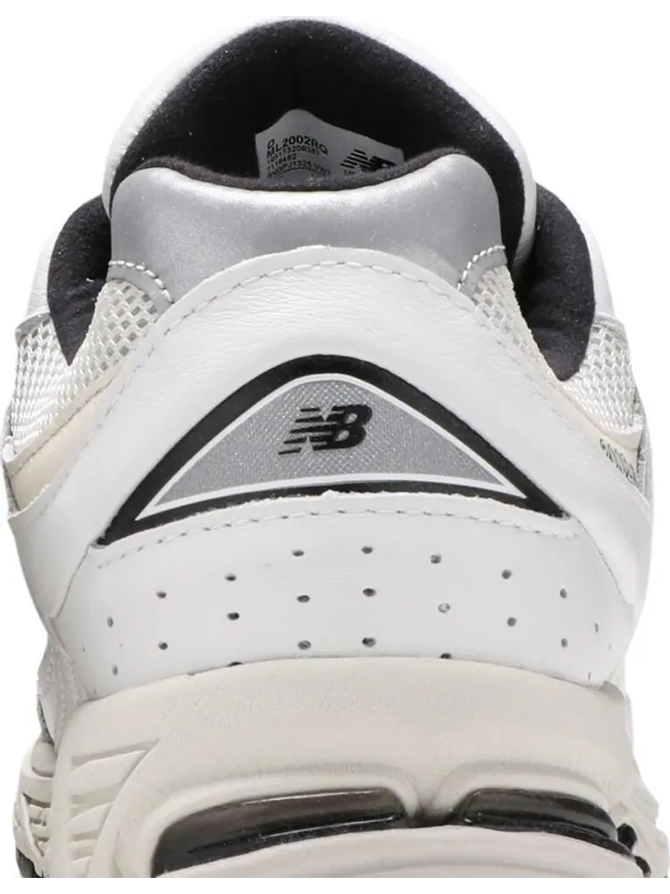 Кроссовки New Balance 2002R 'Atlas Lemon Haze' — изображение 7 из 8, бежевый