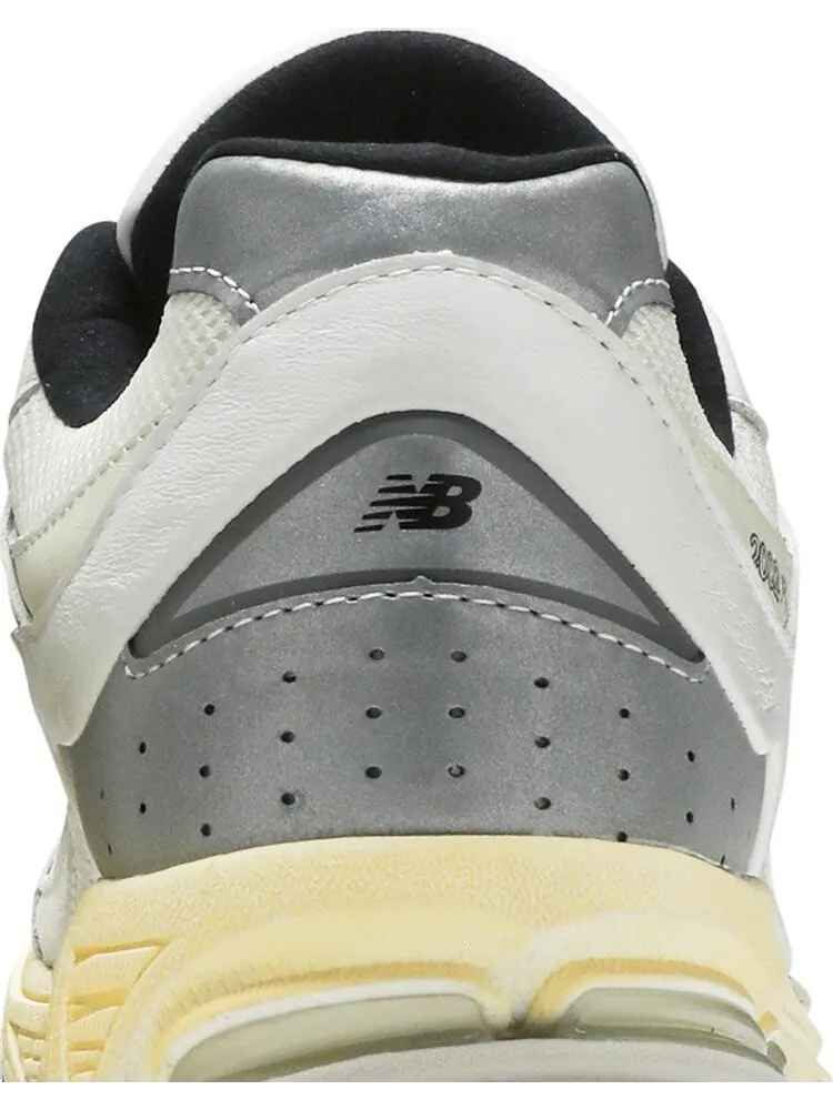 Кроссовки New Balance thisisneverthat x 2002R 'White' — изображение 7 из 8, белый