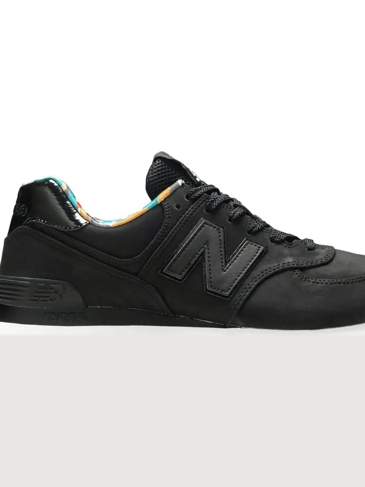 Кроссовки New Balance 574 — изображение 2 из 8, черный