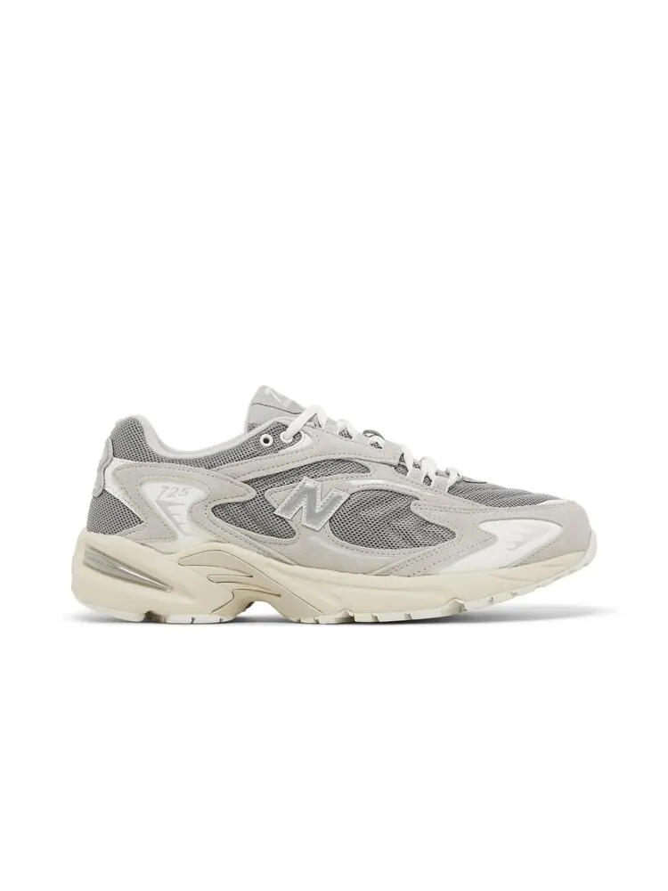 Кроссовки New Balance 725 — изображение 1 из 4, серый
