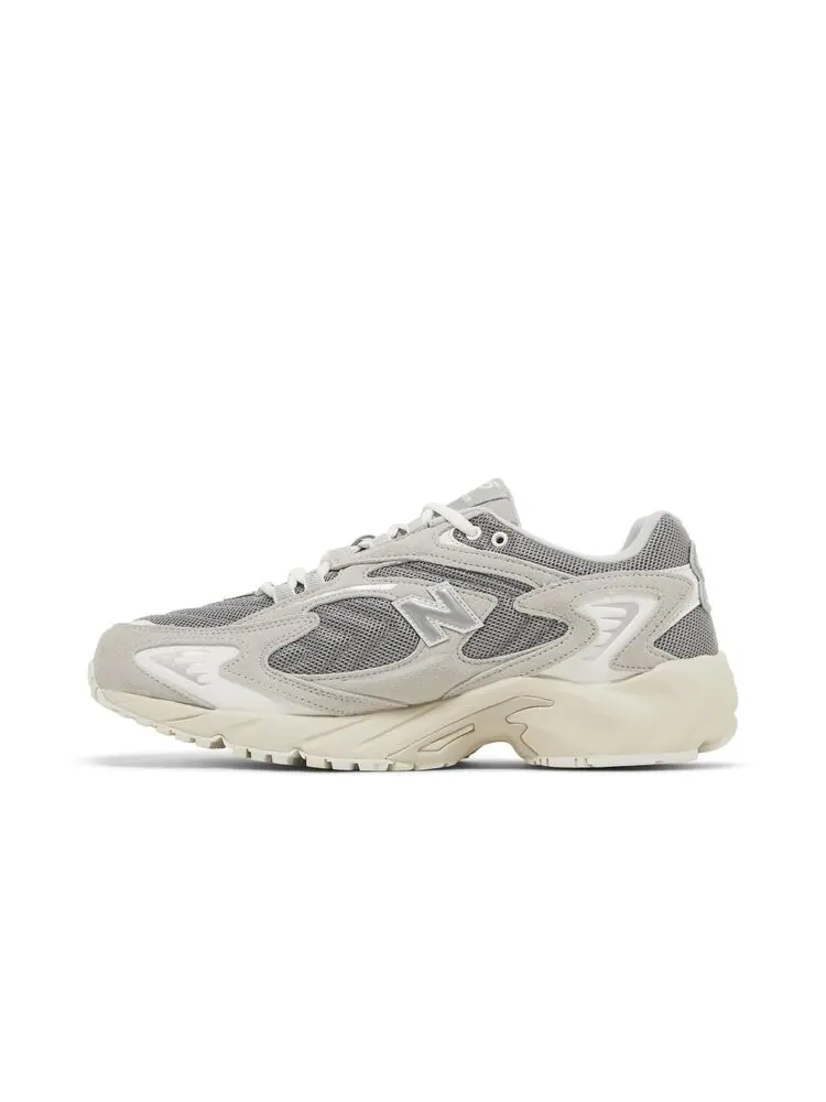 Кроссовки New Balance 725 — изображение 3 из 4, серый