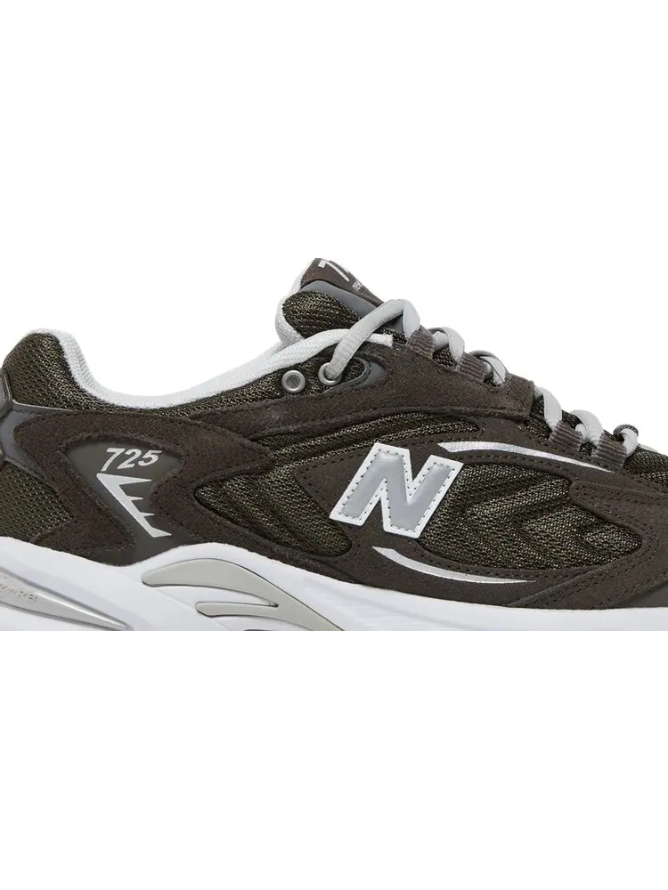 Кроссовки New Balance 725v1 'Dark Olive' — изображение 2 из 8, зеленый