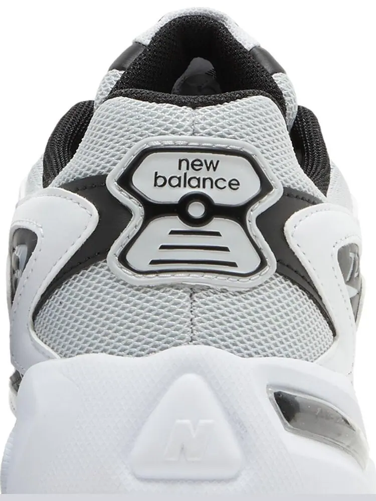 Кроссовки New Balance 725v1 'White Black' — изображение 7 из 8, белый