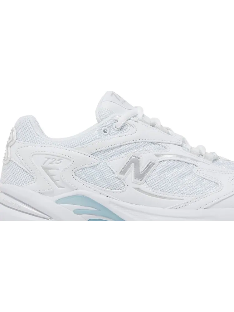 Кроссовки New Balance 725v1 'White Team Carolina' — изображение 2 из 8, белый