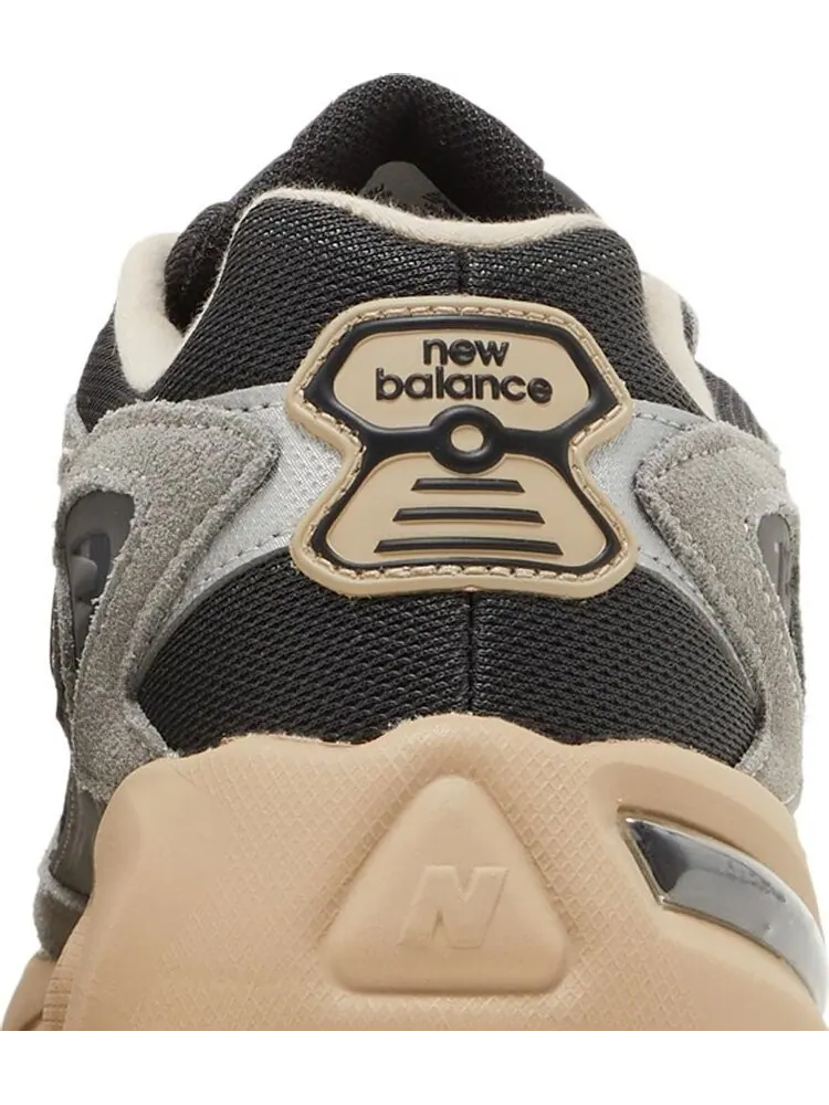 Кроссовки New Balance 725 'Marblehead Phantom' — изображение 7 из 8, серый