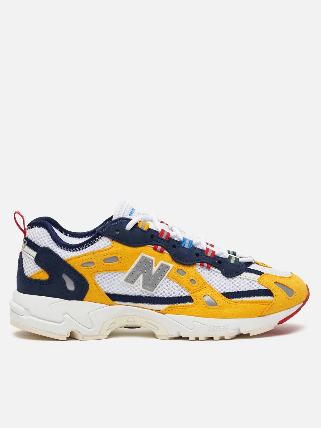 Кроссовки AIME LEON DORE x New Balance 827 — изображение 5 из 6, желтый