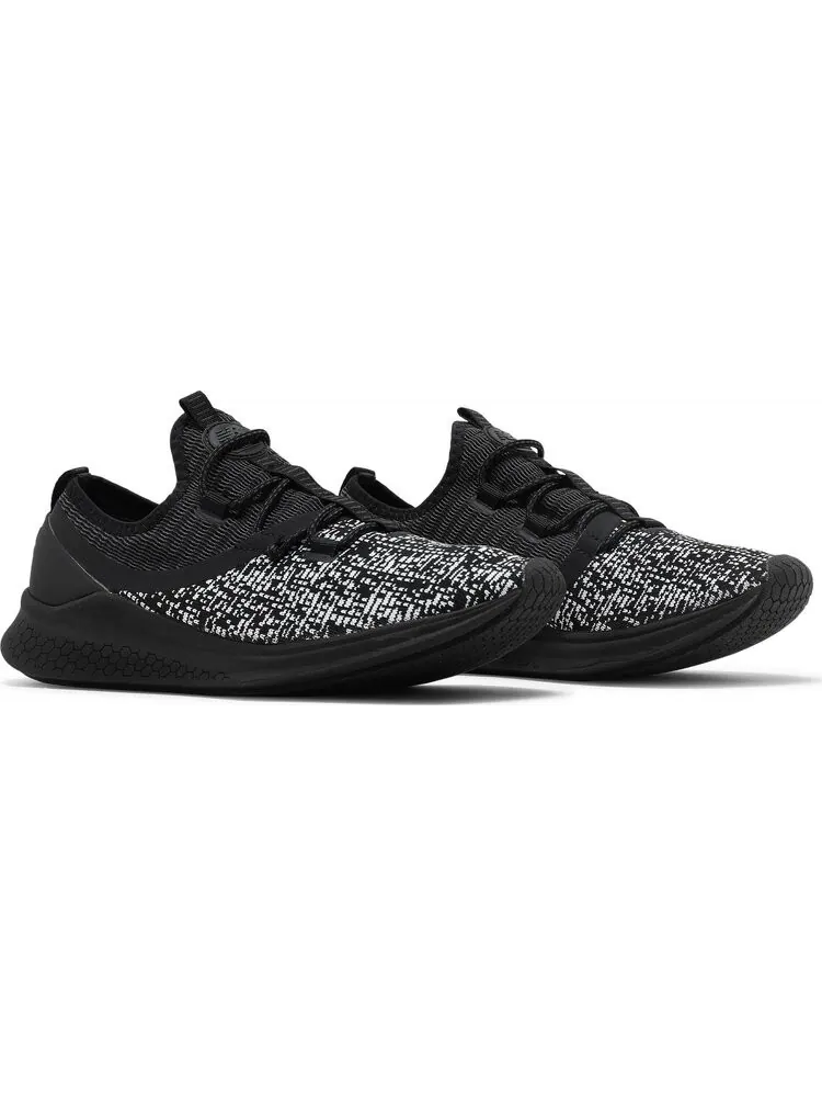 Кроссовки New Balance Fresh Foam LAZR Hyposkin 'Black' — изображение 8 из 8, черный