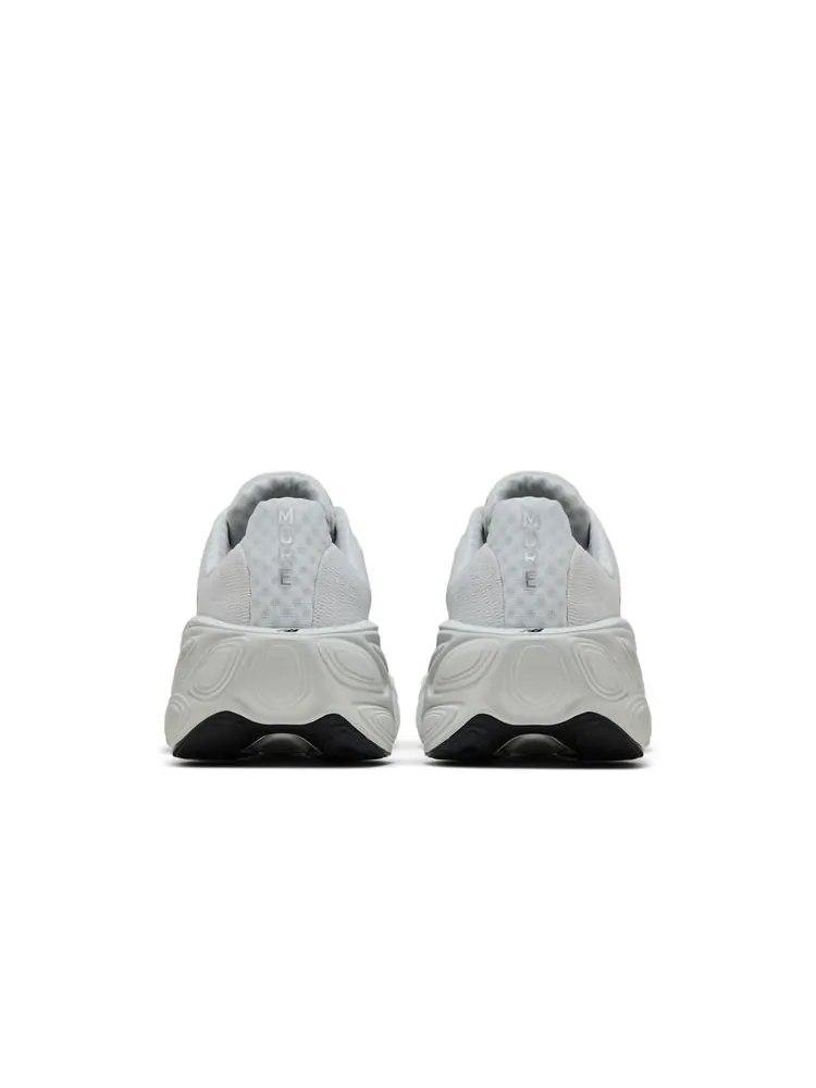 Кроссовки Fresh Foam X More v5 2E Wide 'Reflection Silver Metallic' — изображение 6 из 8, серебристый металлик
