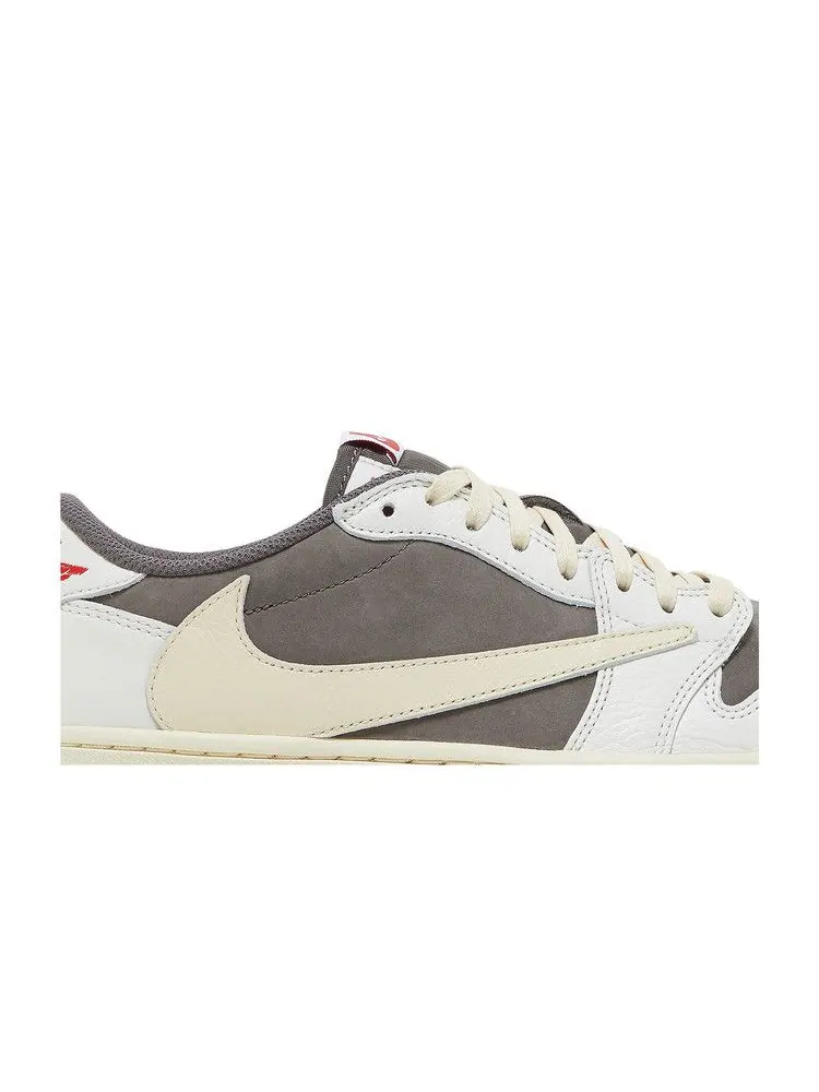 Кроссовки Air Jordan Travis Scott x Air Jordan 1 Retro Low OG 'Reverse Mocha' Sample — изображение 3 из 9, красный