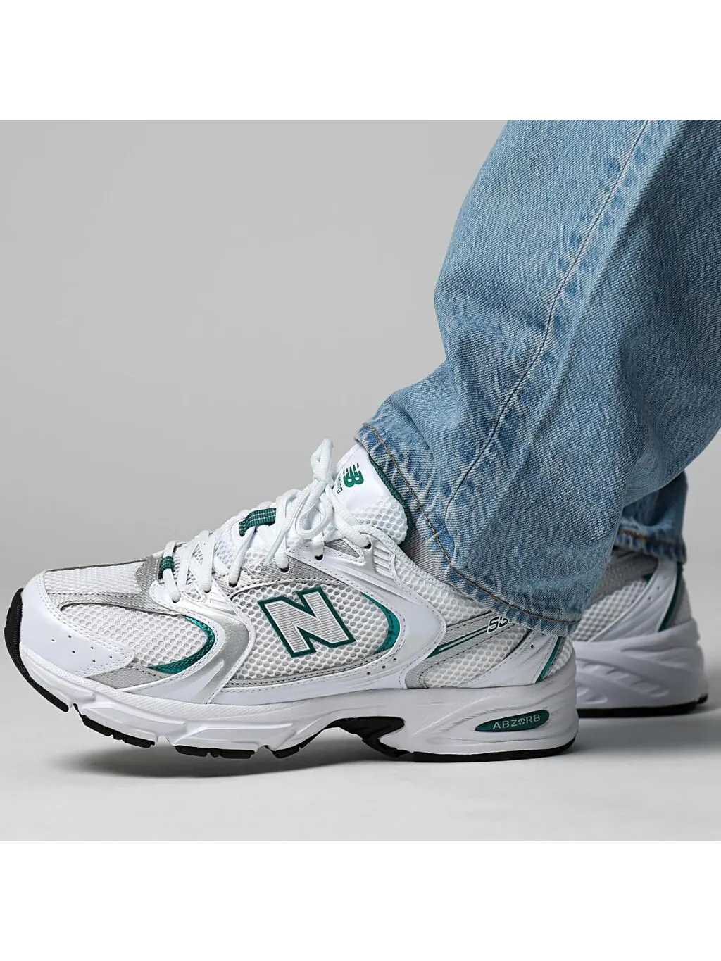 Кроссовки New Balance 530: Белый с зеленым — изображение 2 из 5