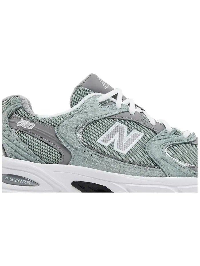Кроссовки New Balance 530 — изображение 2 из 5, зеленый