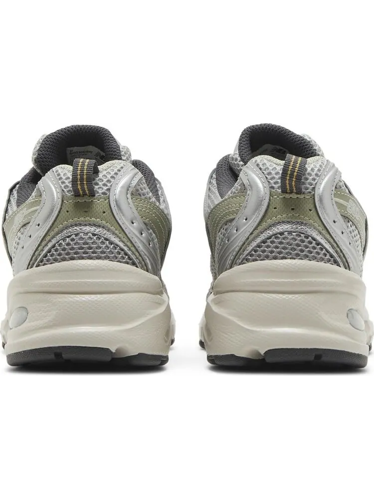 Кроссовки New Balance 530 'Silver Khaki' — изображение 6 из 8, серебряный