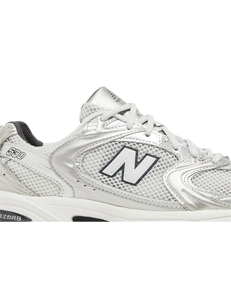 Кроссовки New Balance 530 Grey Matter — изображение 2 из 5, серебряный