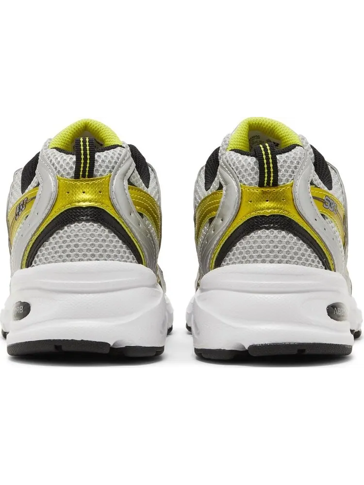 Кроссовки New Balance 530 Retro 'Silver Yellow' — изображение 6 из 8, серебряный