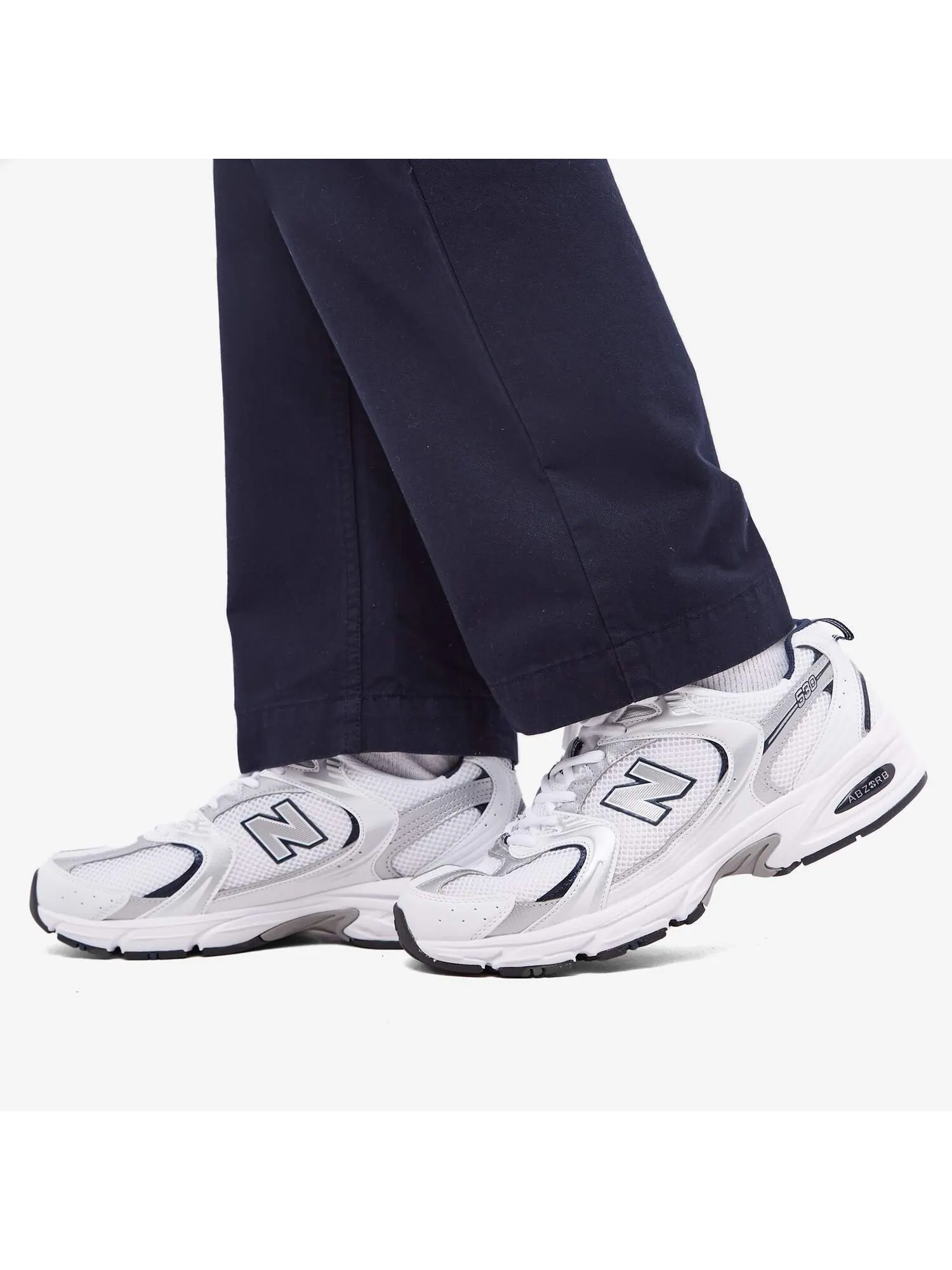 Кроссовки New Balance 530 унисекс — изображение 2 из 6, белый/серебристый