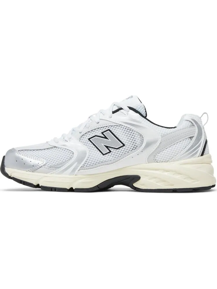 Кроссовки New Balance 530 — изображение 1 из 4, серебристый