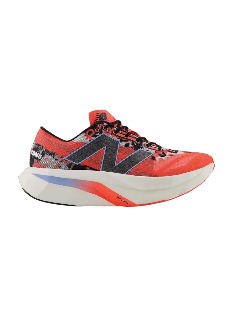 Кроссовки New Balance FuelCell SuperComp Elite v4 'TCS London Marathon 2025' — изображение 1 из 1, красный/белый/черный