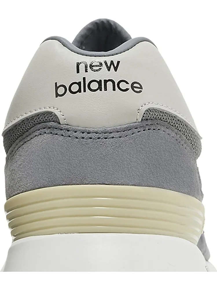 Кроссовки New Balance RC 1300 'Green Logo Pack - Grey' — изображение 7 из 8, серый