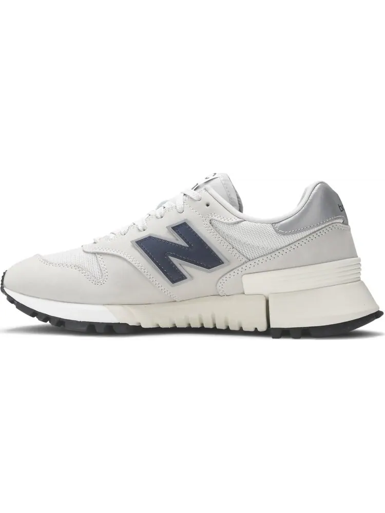 Кроссовки New Balance 1300 'Summer Fog' — изображение 3 из 8, белый