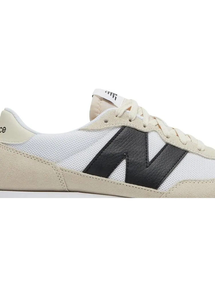 Кроссовки New Balance 237 'Turtle Dove' — изображение 2 из 8, загар