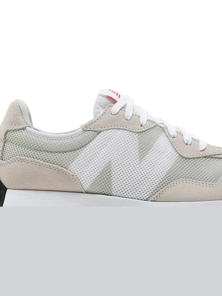 Кроссовки New Balance 327 'Moonbeam' — изображение 2 из 8, бежевый