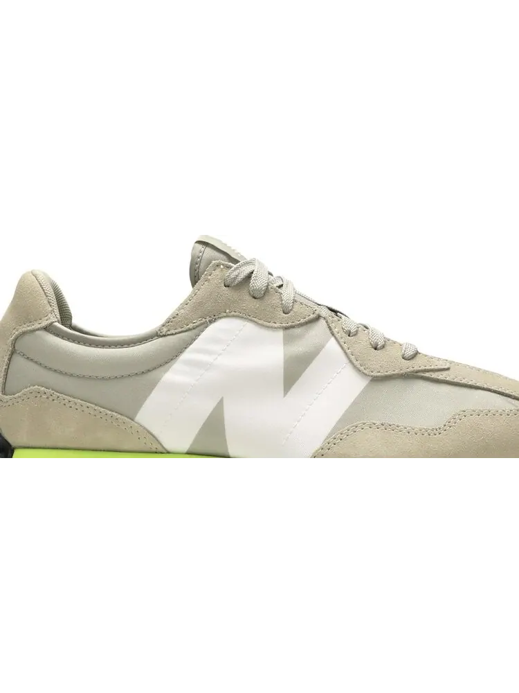 Кроссовки New Balance 327 'Grey Oak Lemon Slush' — изображение 2 из 8, серый