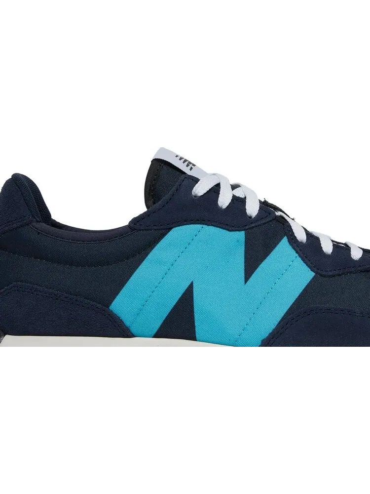Кроссовки New Balance 327 'Eclipse Virtual Sky' — изображение 2 из 8, синий