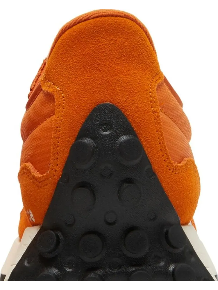 Кроссовки New Balance 327 'Vintage Orange' — изображение 7 из 8, оранжевый