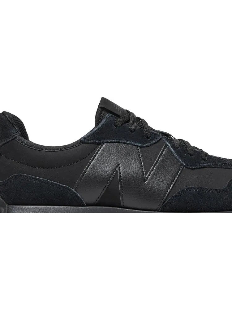 Кроссовки New Balance 327 — изображение 2 из 8, черный