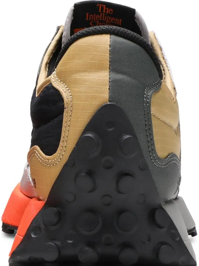 Кроссовки New Balance 327 'Golden Poppy' — изображение 7 из 8, желтый