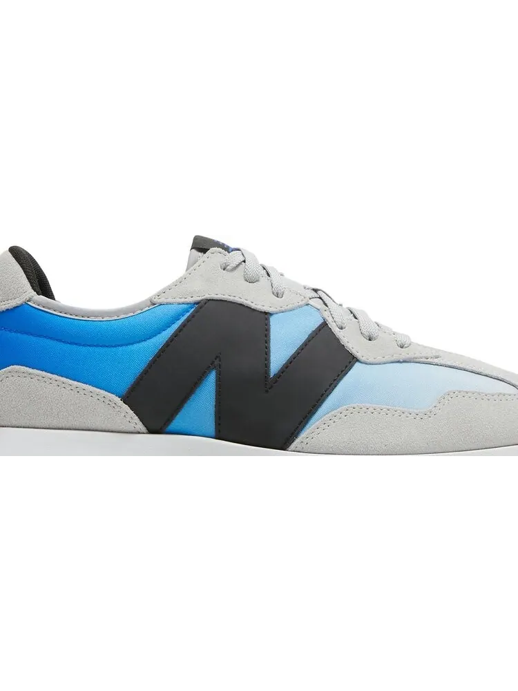 Кроссовки New Balance 327 'Light Aluminum Cobalt Blue' — изображение 2 из 8, серый