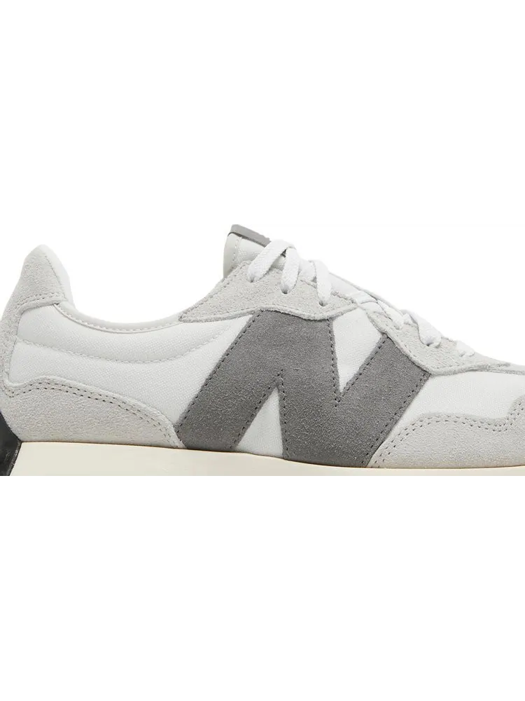 Кроссовки New Balance 327 'Nimbus Cloud' — изображение 2 из 8, серый