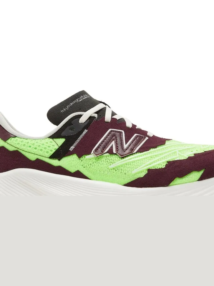 Кроссовки New Balance Stone Island x Tokyo Design Studio x FuelCell RC Elite v2 'Energy Lime' — изображение 2 из 8, зеленый