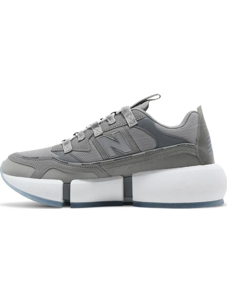 Кроссовки New Balance Jaden Smith x Vision Racer 'Grey Silver' — изображение 3 из 8, серый