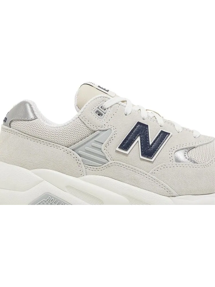 Кроссовки New Balance 580 Nimbus Cloud/Natural Indigo — изображение 2 из 4, серый