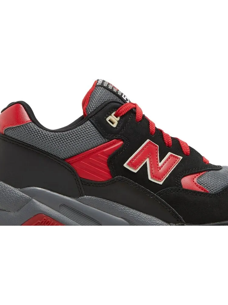 Кроссовки New Balance 580 'Propaganda Pack' — изображение 2 из 8, черный