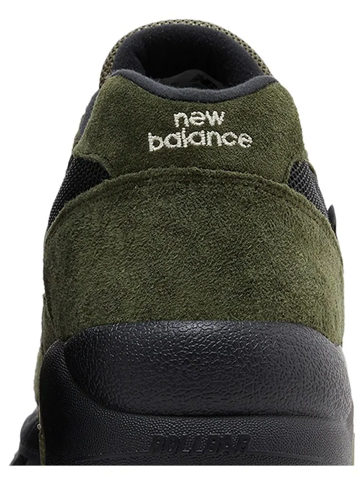 Кроссовки New Balance 580 GORE-TEX 'Kombu Black' — изображение 7 из 8, зеленый