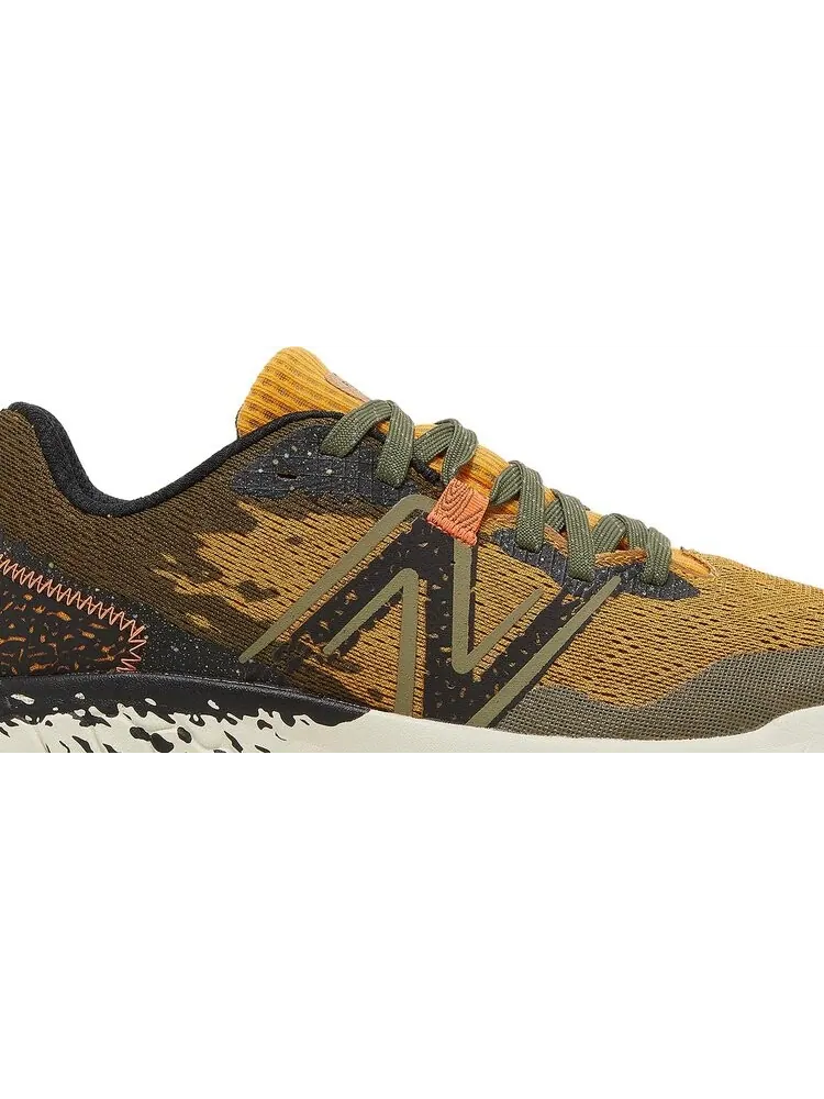 Кроссовки New Balance Fresh Foam X Hierro v7 'Golden Hour' — изображение 2 из 8, желтый