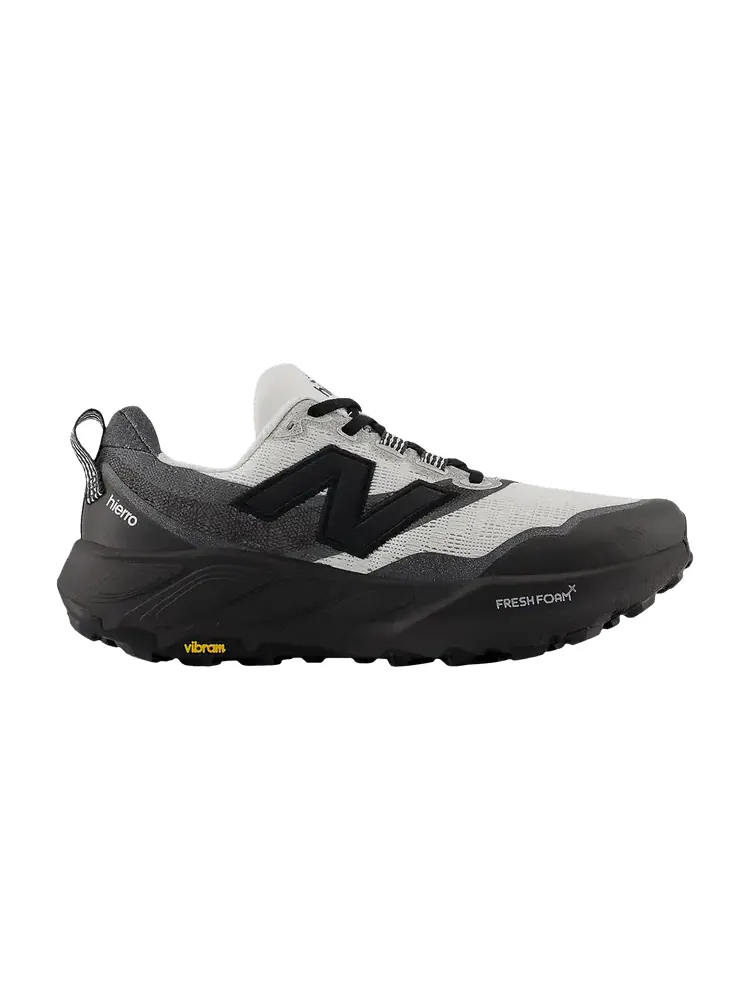 Кроссовки New Balance Fresh Foam X Hierro v9 2E Wide — изображение 1 из 1, белый