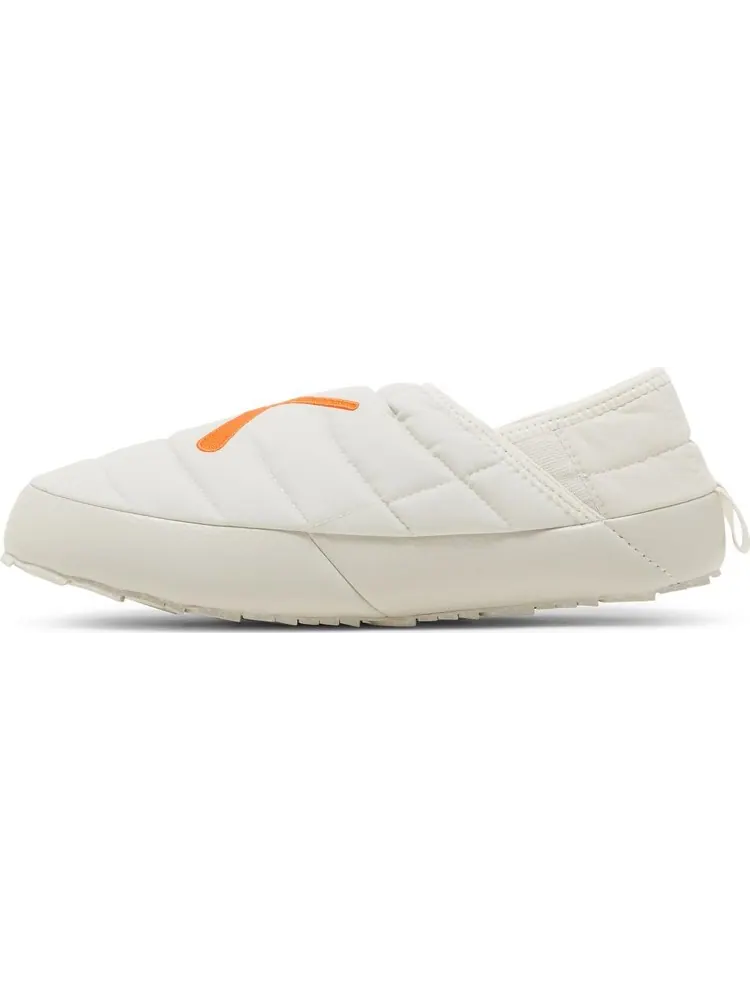 Кроссовки KAWS x ThermoBall Traction Mule VS Moonlight Ivory Orange — изображение 3 из 8, белый