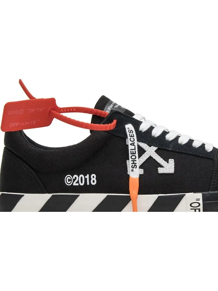Кроссовки Off-White Vulc Low Top Black — изображение 2 из 8, черный