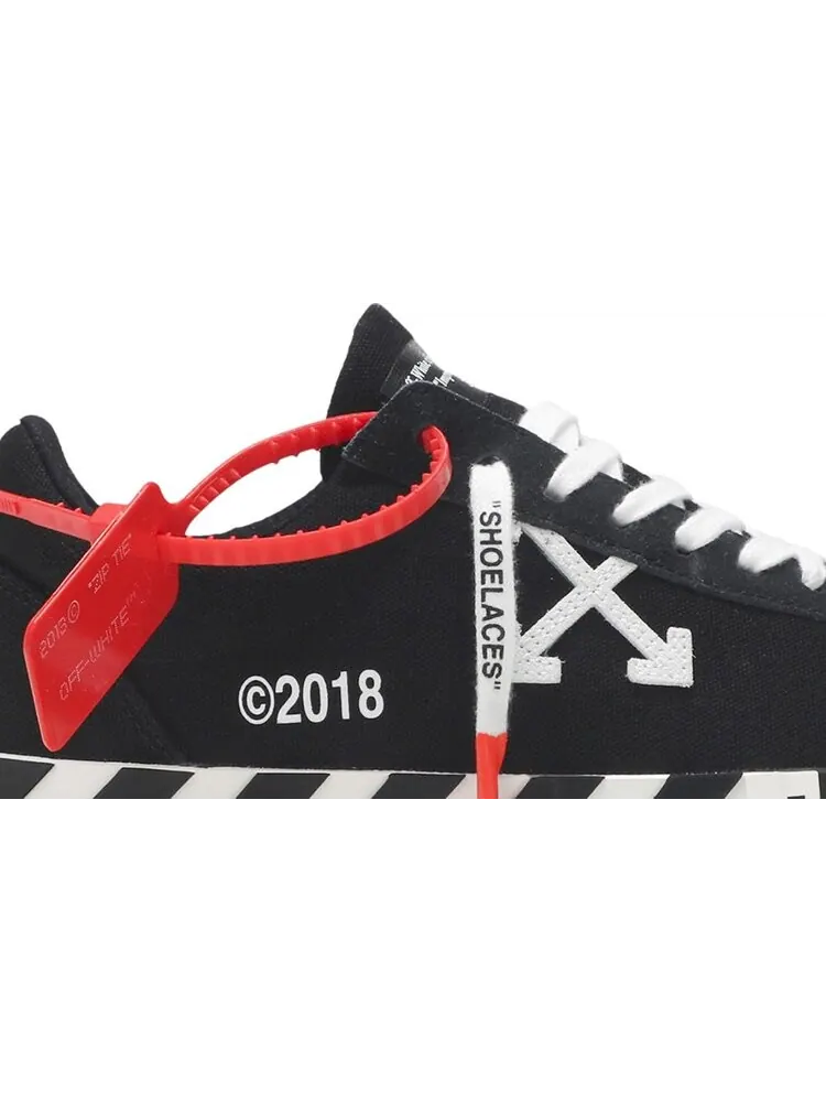 Кроссовки Off-White Vulc Low Top Black — изображение 2 из 8, черный