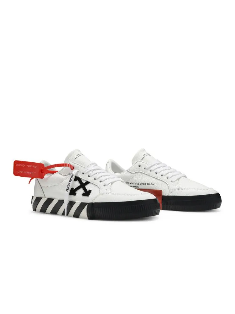 Кроссовки Off-White Vulc Sneaker — изображение 8 из 8, белый черный