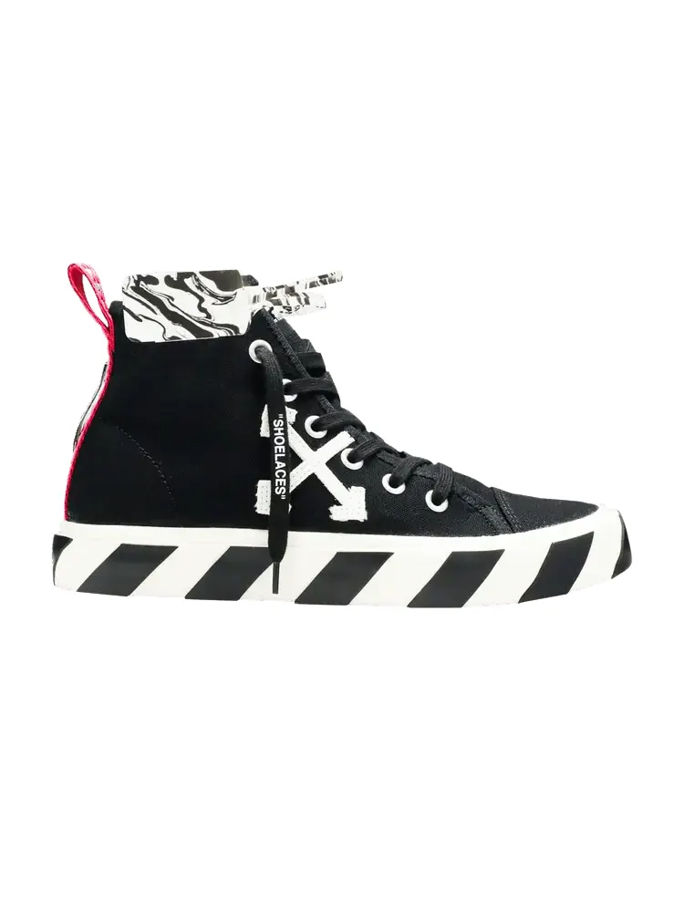 Кроссовки Off-White Off-White Vulc Sneaker Mid 'Black White' — изображение 1 из 9, черный/белый/розовый