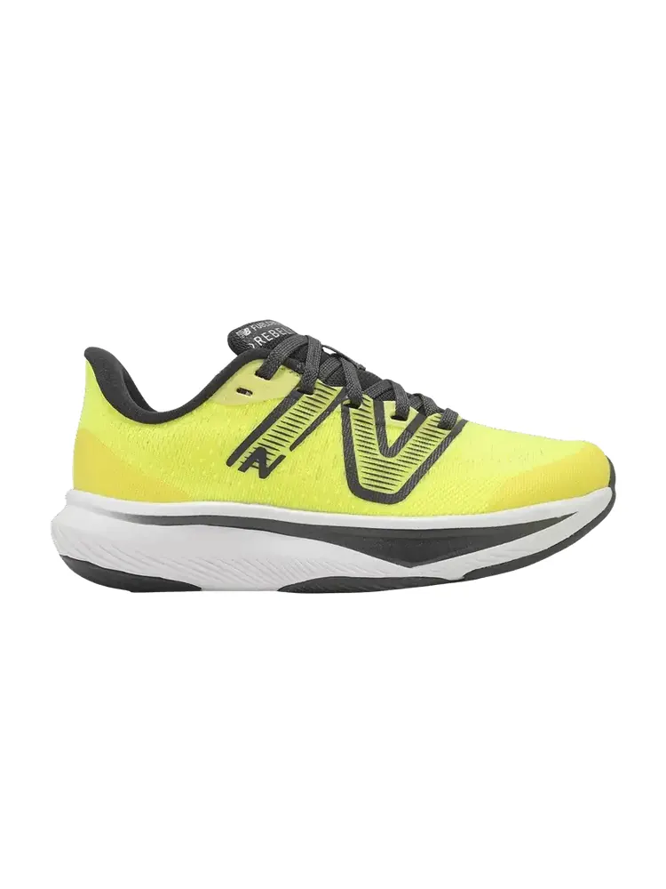 Кроссовки New Balance Fuelcell Rebel V3 Little Kid Wide 'Yellow Black' — изображение 1 из 1, желтый