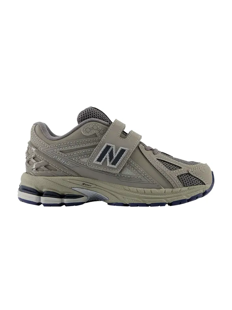 Кроссовки New Balance 1906R Hook & Loop Little Kid — изображение 1 из 1, серый